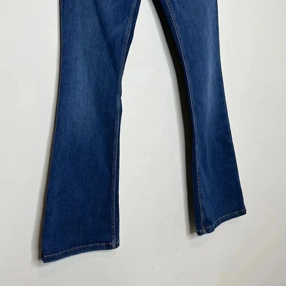 Mini Flare Jeans - Picture 3 of 10